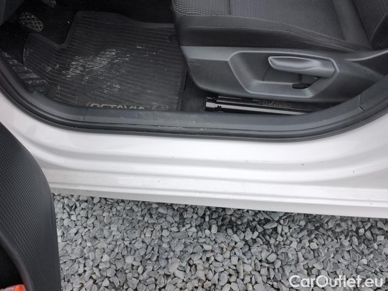  Skoda  Octavia  Combi (NX3)(2020) Oct.Co1.5TSI CNG 130 Ambition #7