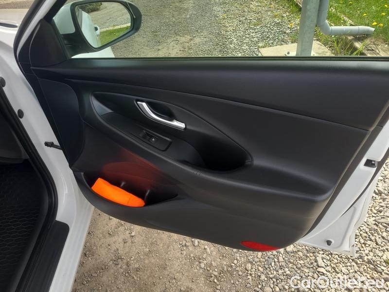  Hyundai  i30   cw (PD)(2017->)  kom. TGDI 120 Start Plus #10