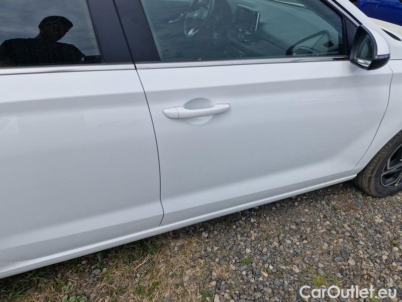  Hyundai  i30   cw (PD)(2017->)  kom.1.6CRDi 115 Smart #23