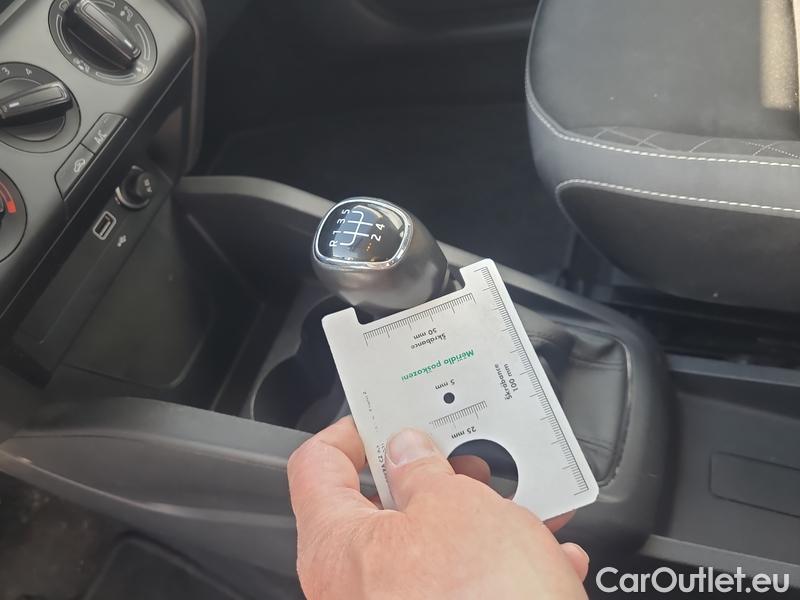  Skoda  Fabia  Combi (2015) Com.1.0TSI 70 Ambition 5d #17