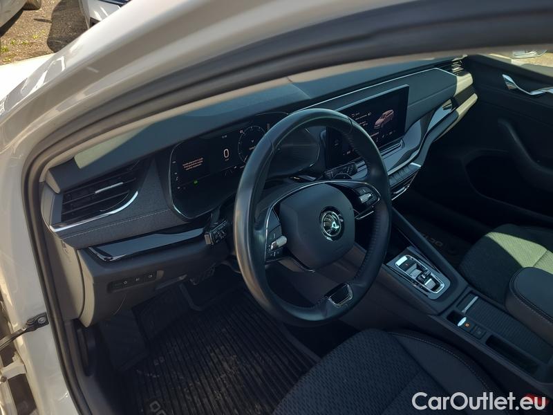  Skoda  Octavia  Combi (NX3)(2020) Oct.Combi 2.0TDI 110 Style AT #6