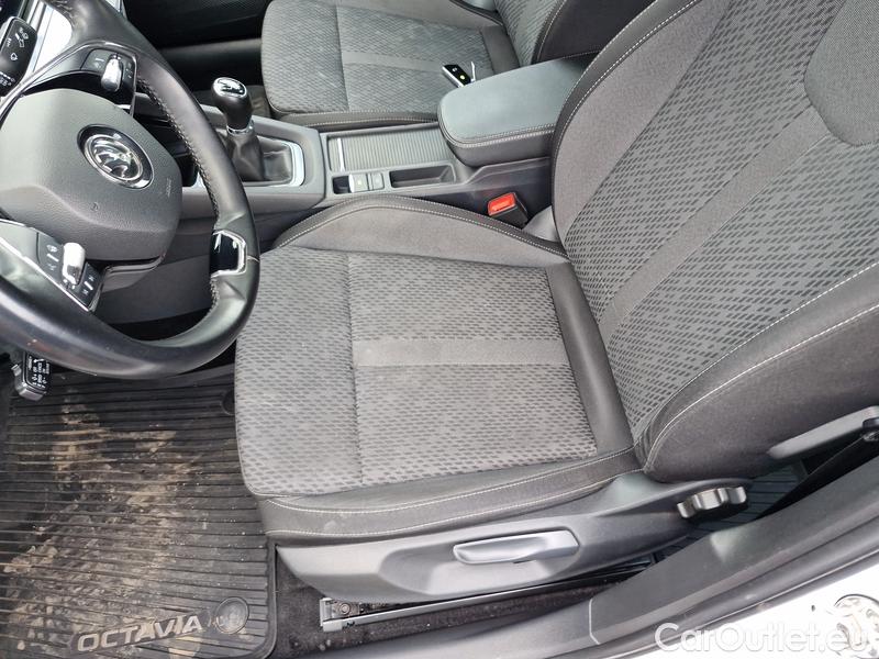  Skoda  Octavia  Lim. (NX3)(2020)  2.0TDI 85 Style 5d #6