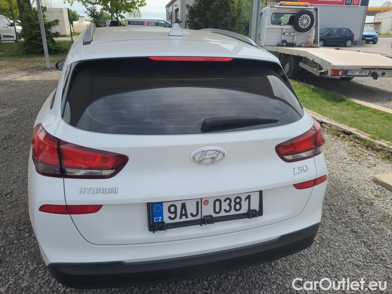 Hyundai  i30   cw (PD)(2017->)  kom. TGDI 120 Start Plus #5