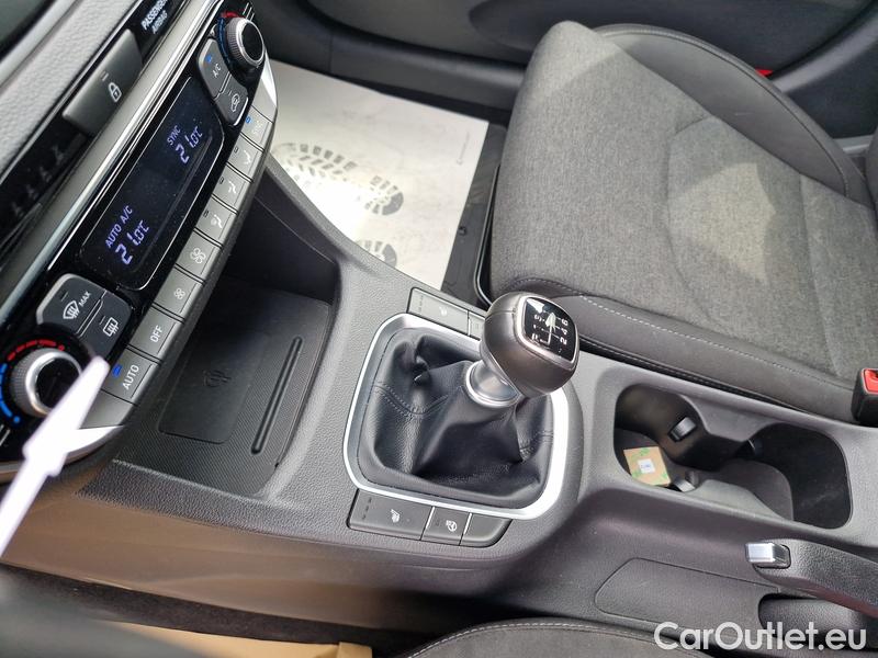  Hyundai  i30   cw (PD)(2017->)  kom.1.6CRDi 115 Smart #8