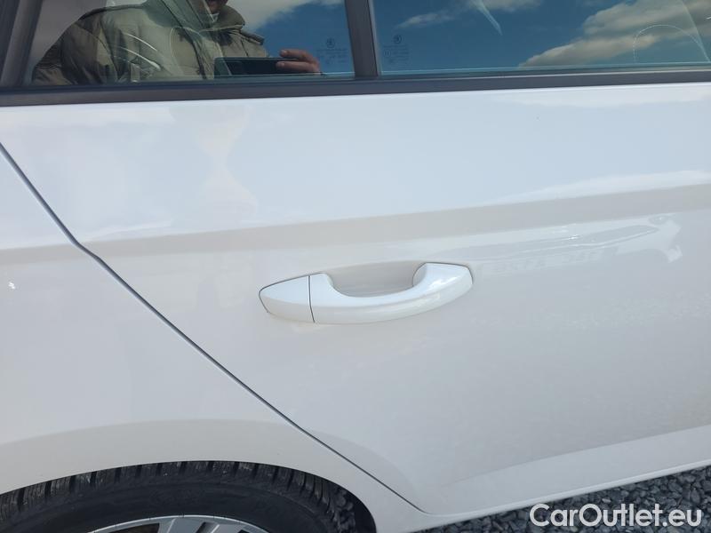  Skoda  Fabia  Combi (2015) Com.1.0TSI 70 Ambition 5d #7