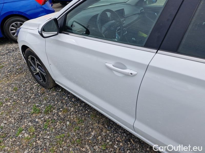  Hyundai  i30   cw (PD)(2017->)  kom.1.6CRDi 115 Smart #2