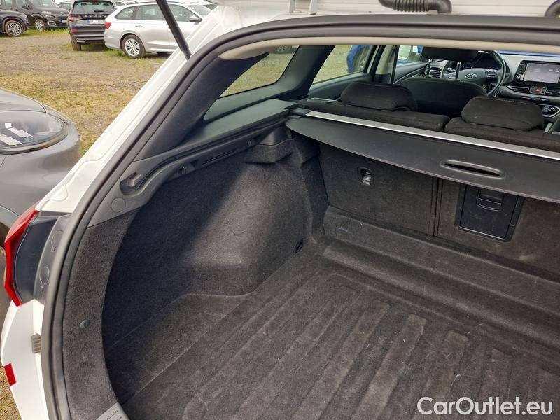  Hyundai  i30   cw (PD)(2017->)  kom.1.6CRDi 115 Smart #17