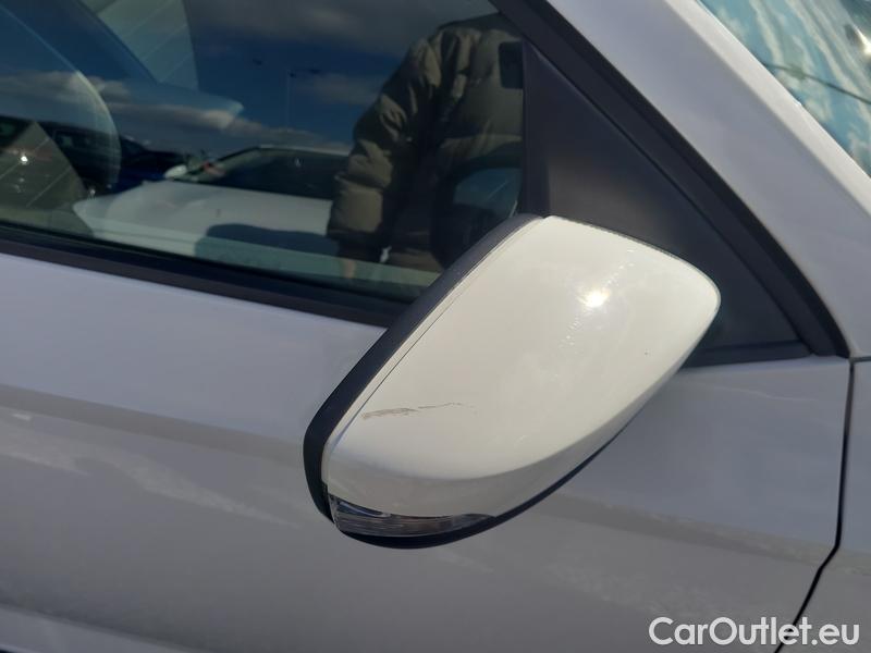  Skoda  Fabia  Combi (2015) Com.1.0TSI 70 Ambition 5d #10