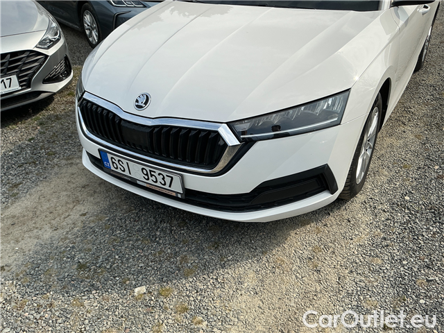  Skoda  Octavia Oct. Com. 1.5T 110 Ambition #1
