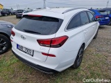 i30