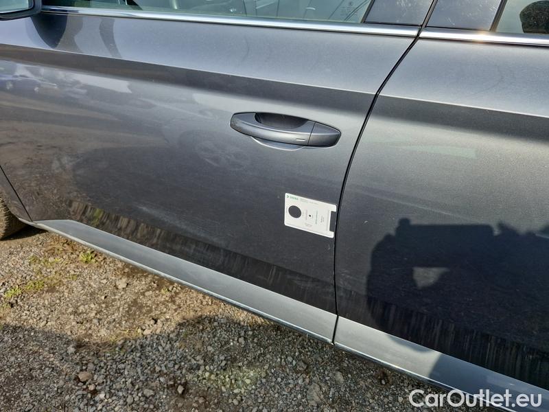 Skoda  Superb  (3V3)(2015) Supe.2.0TDI 147 L&K 4x4 Aut #3