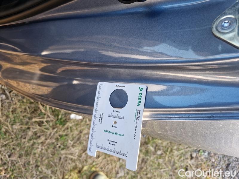  Toyota  Corolla  (E21) (2019)  1.5DF Comfort 4d #14