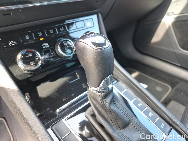  Skoda  Superb  Combi (3V5)(2015) Su.com.2.0TDI 147 4x4 L&K Aut #24