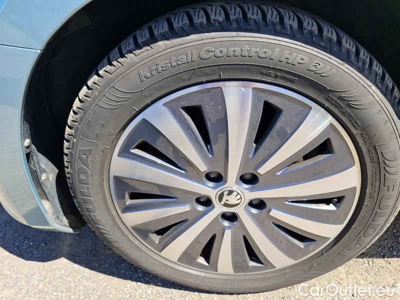  Skoda  Superb  Combi (3V5)(2015) Sup.C.FL2.0TDI 110 Style AT #20