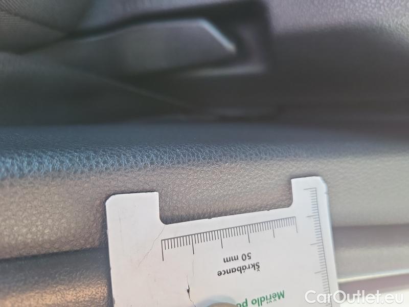  Toyota  Corolla  (E21) (2019)  TS 1.8Hyb. Active AT #19