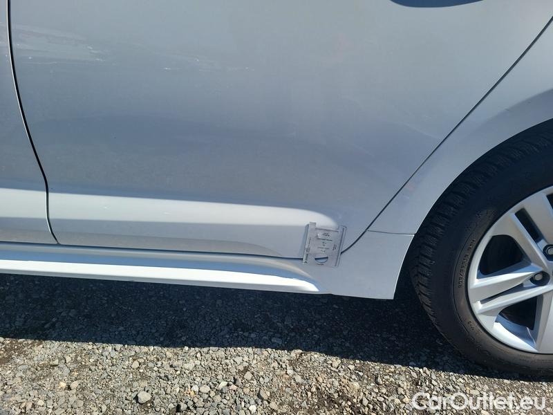  Toyota  Corolla  (E21) (2019)  TS 1.8Hyb. Active AT #8