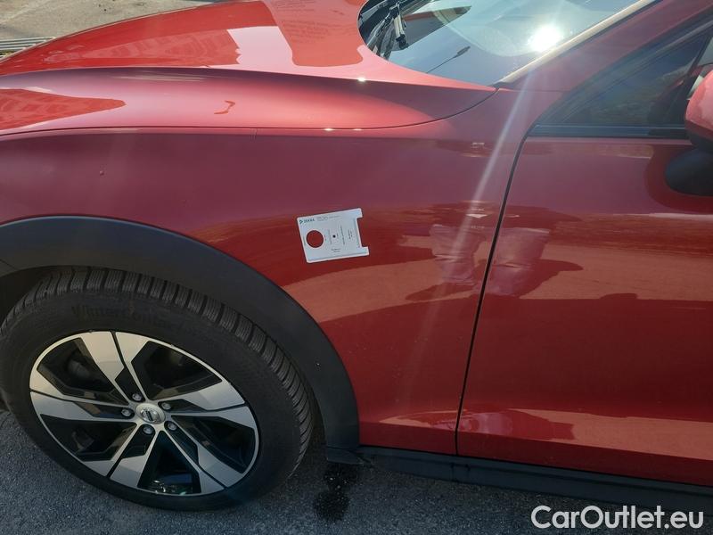  Volvo  V60  Cross Country (2018)  CC B5 Plus  AWD AT #3