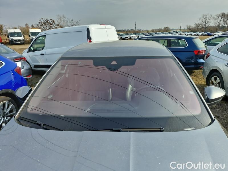  Skoda  Superb  (3V3)(2015) Supe.2.0TDI 147 L&K 4x4 Aut #1