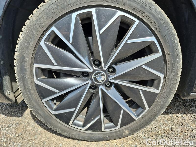  Skoda  Superb  Combi (3V5)(2015) Su.com.2.0TDI 147 4x4 L&K Aut #22