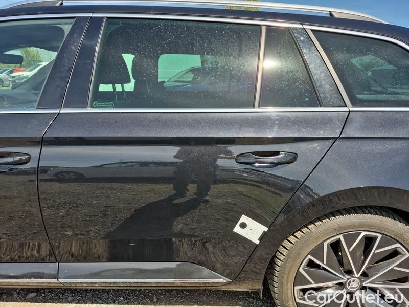  Skoda  Superb  Combi (3V5)(2015) Su.com.2.0TDI 147 4x4 L&K Aut #9