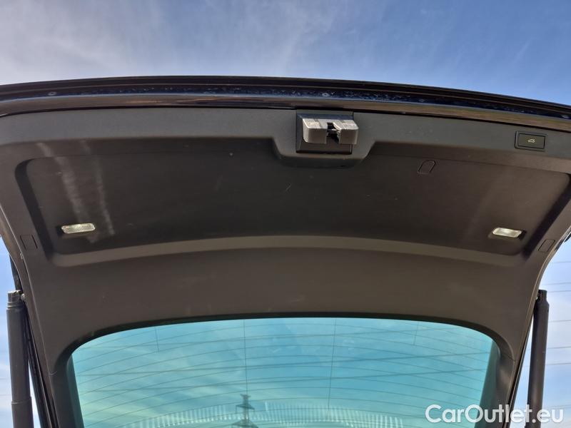  Skoda  Superb  Combi (3V5)(2015) Su.com.2.0TDI 147 4x4 L&K Aut #17