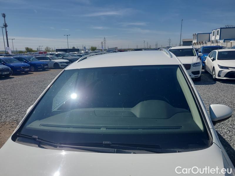  Volkswagen  Touran  (5T1)(2015) 2.0TDI SCR Marat Edi DSG #1
