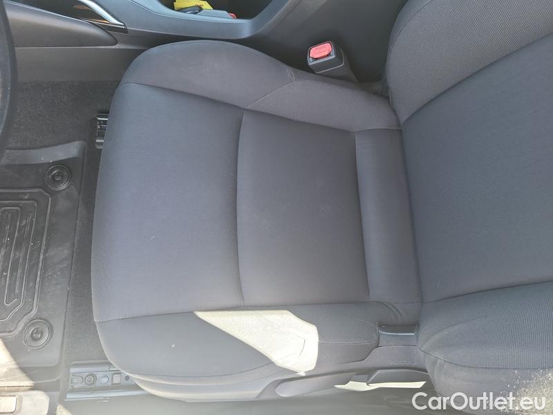  Toyota  Corolla  (E21) (2019)  TS 1.8Hyb. Active AT #3