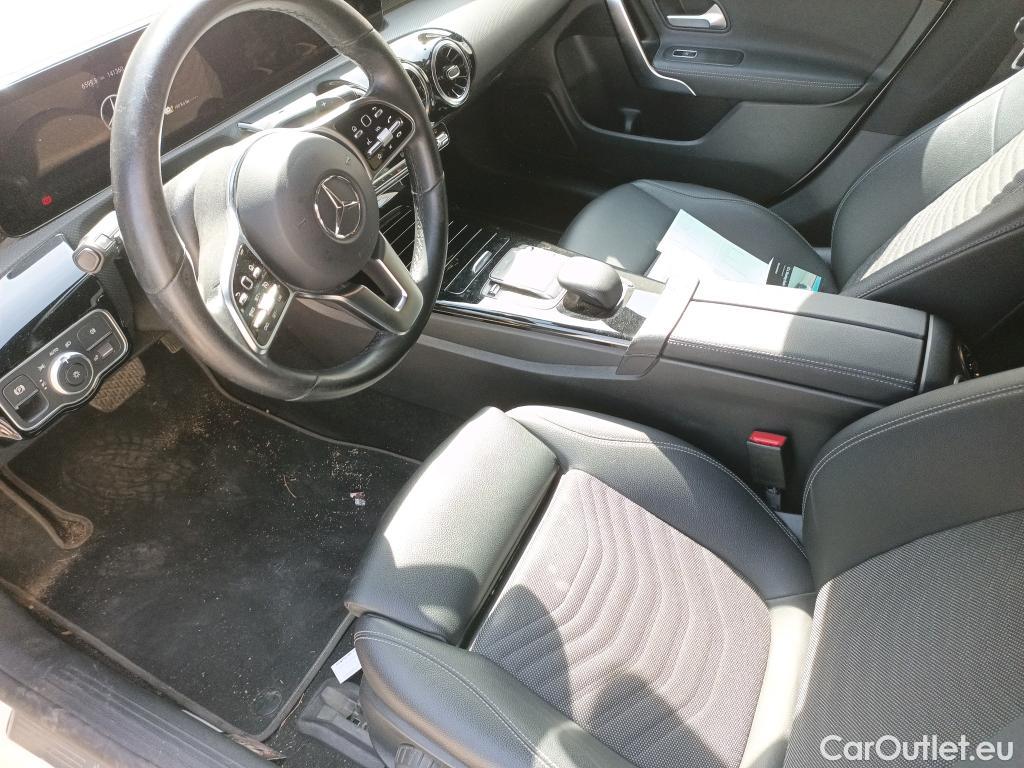  Mercedes  CLA-Klasse MERCEDES-BENZ CLA 250 e Shooting Brake 220 CV 15 kWh #18
