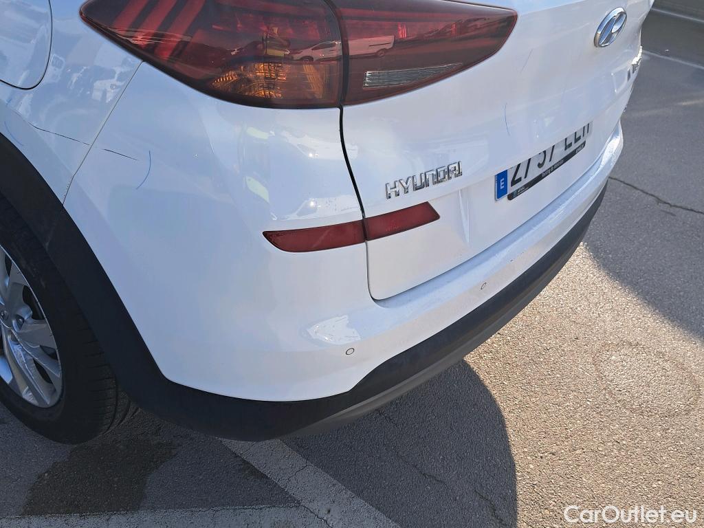  Hyundai  Tucson HYUNDAI  / 2018 / 5P / todoterreno 1.6 CRDI 85kW (116CV) 48V SLE 4X2(SP)(SL) #9