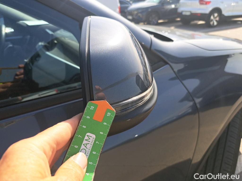  Bmw  X2 BMW  / 2017 / 5P / todoterreno sDrive18d (AC) #38