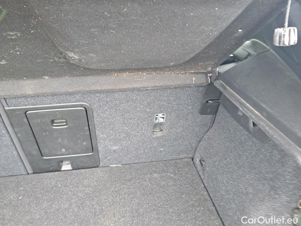  Volvo  XC 40 VOLVO XC40 / 2017 / 5P / todoterreno 1.5 T3 Momentum Pro #1