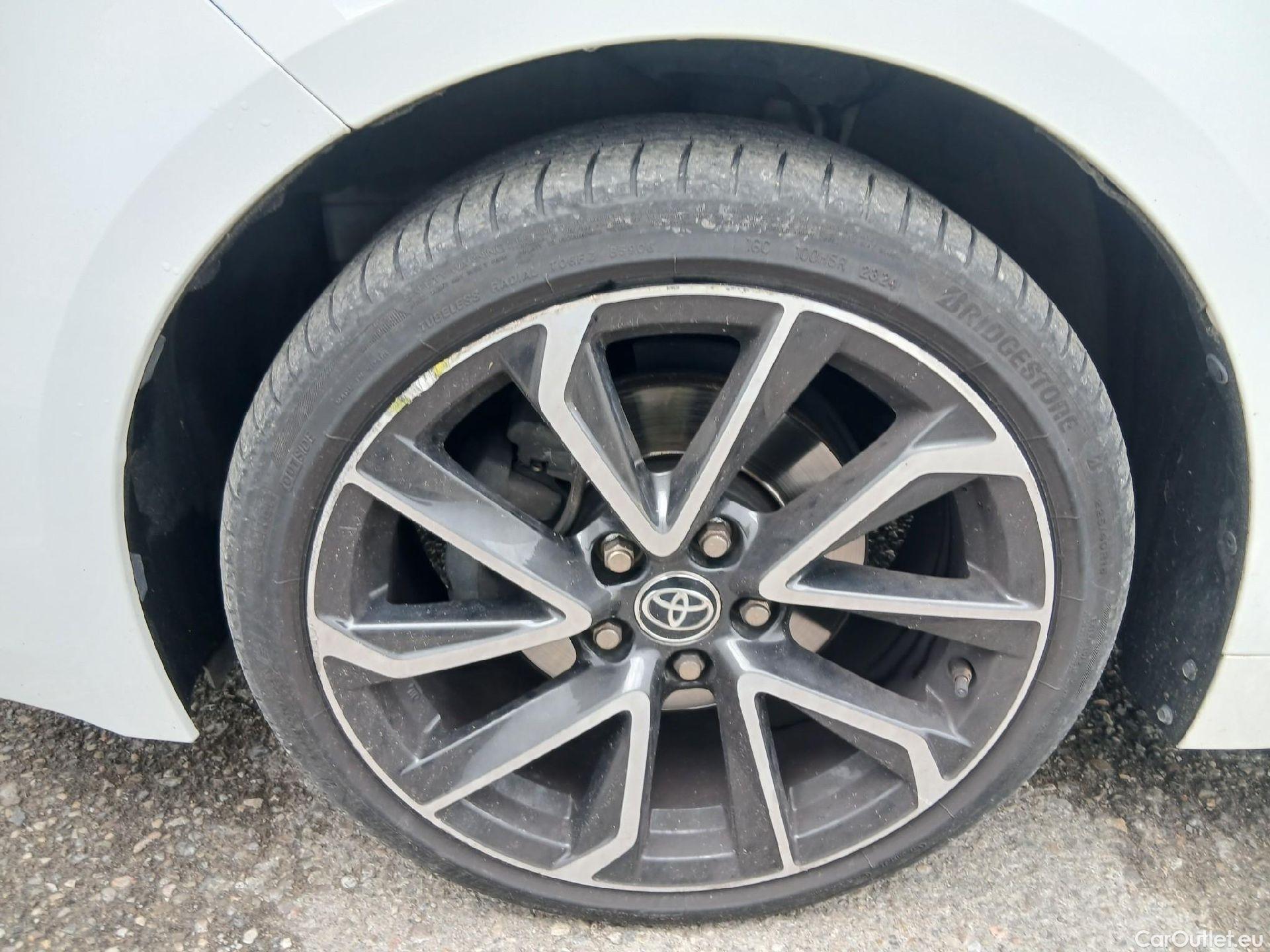  Toyota  Corolla TOYOTA  / 2019 / 5P / familiar 2.0 180H FEEL! E-CVT TOURING SPORT #14