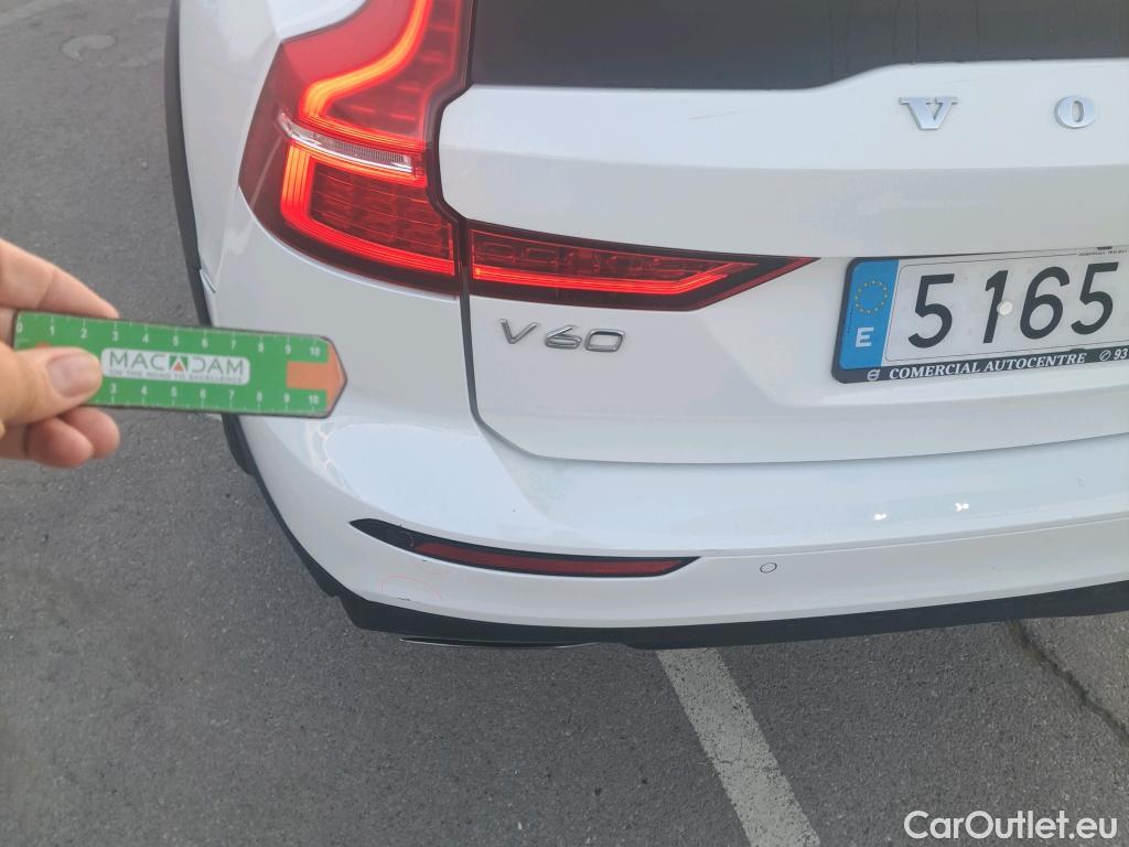  Volvo  V60 VOLVO  Cross Country / 2018 / 5P / familiar 2.0 B4 (D) AWD Cross Country Pro AUTO #27