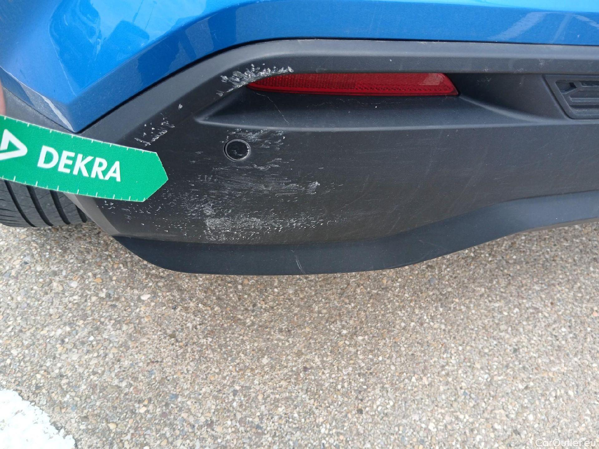  Nissan  Juke NISSAN  crossover DIG-T 114 CV 6M/T N-Connecta #26