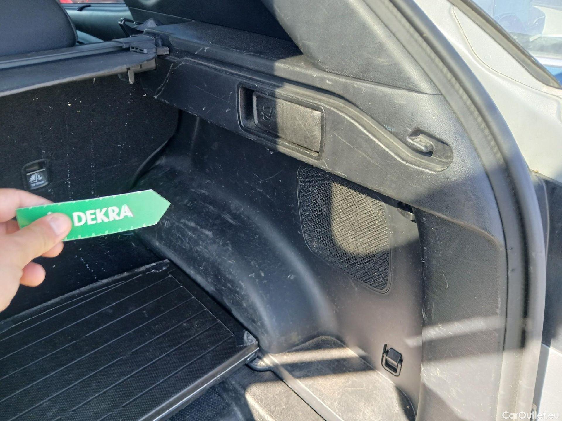  Hyundai  Tucson HYUNDAI  / 2020 / 5P / todoterreno 1.6 CRDI 100kW (136CV) 48V Tecno DCT 2C #13