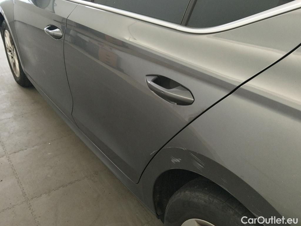  Skoda  Octavia SKODA  / 2020 / 5P / berlina con portón 2.0 TDI 85kW (115 CV) Manual Ambition #15
