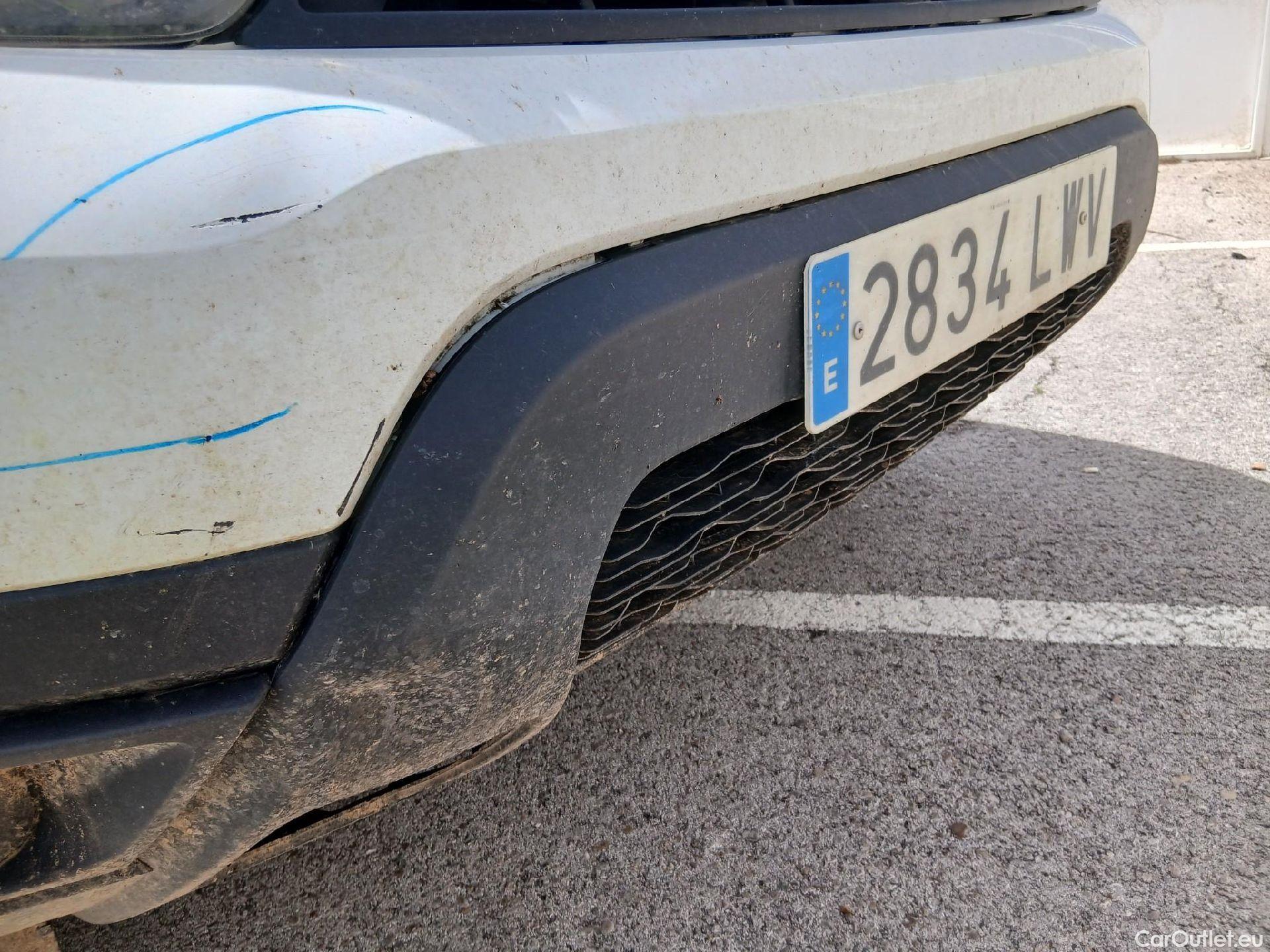  Dacia  Duster DACIA  / 2018 / 5P / todoterreno Essential Blue dCi 85kW (115CV) 4X4 #4