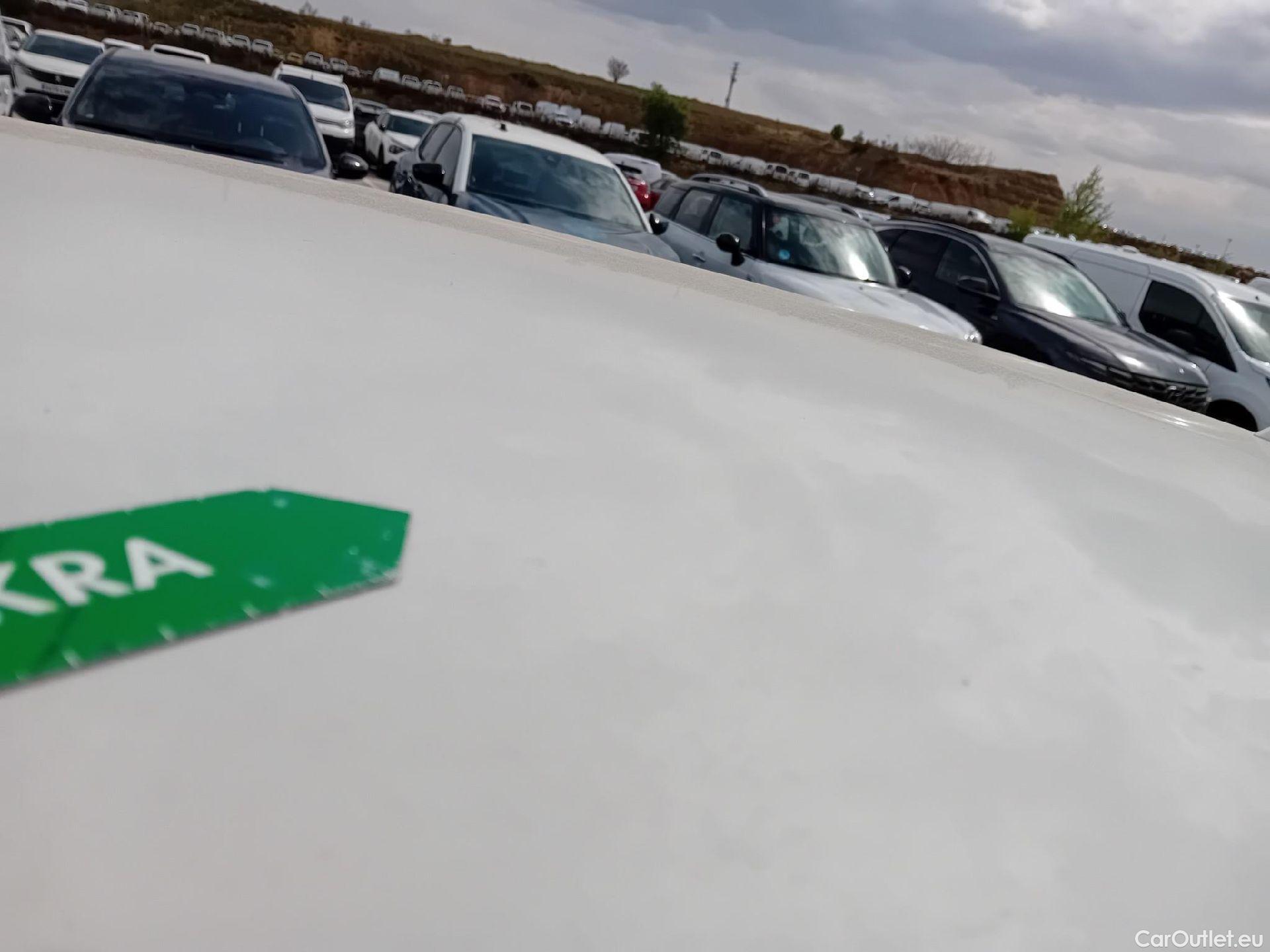  Bmw  X2 BMW  / 2017 / 5P / todoterreno xDrive25e Auto #8