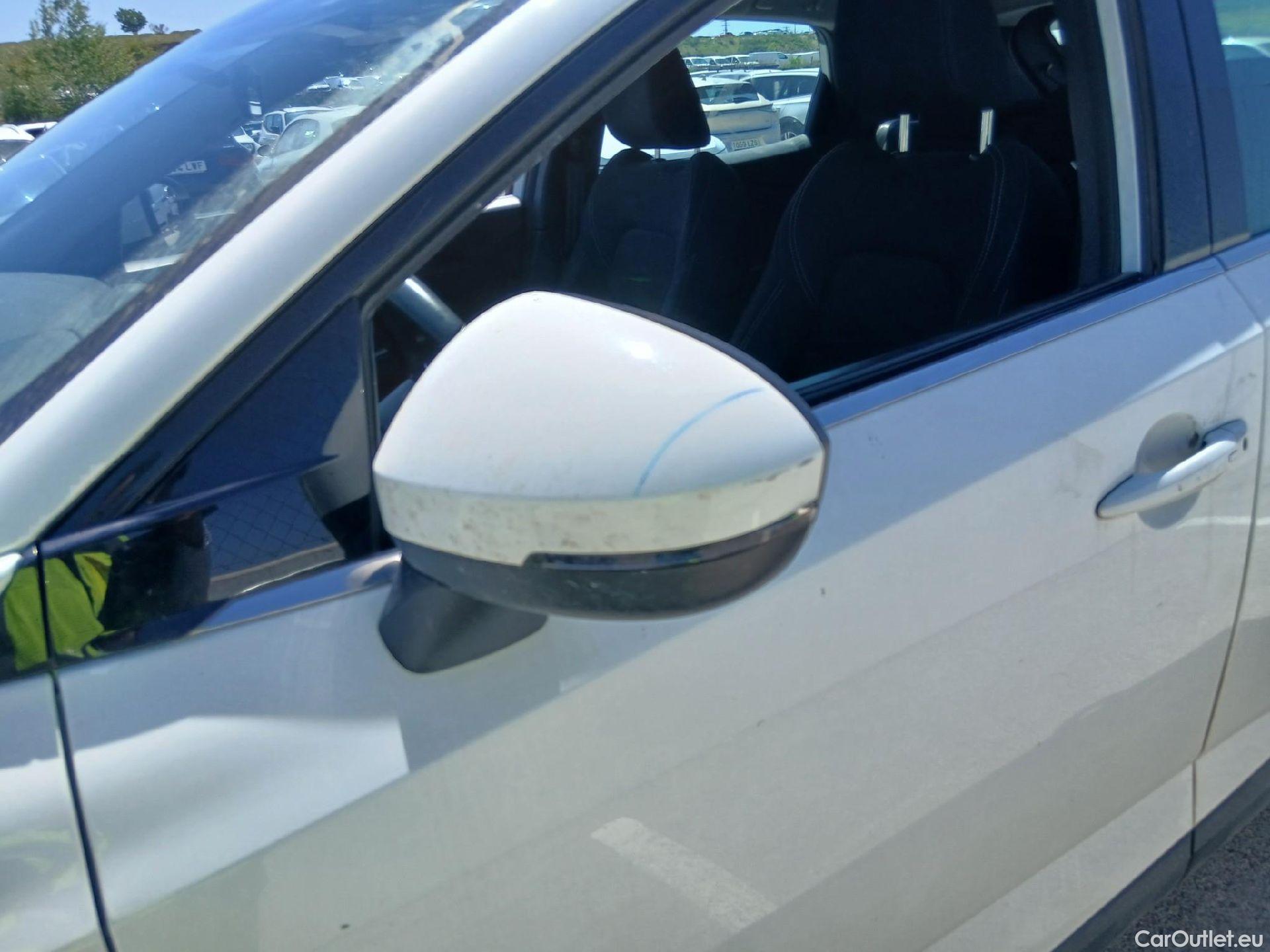  Nissan  Qashqai NISSAN  / 2021 / 5P / todoterreno DIG-T 103kW (140CV) mHEV 4x2 Acenta #7