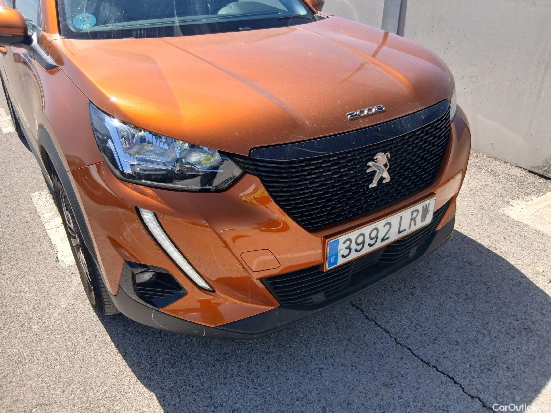  Peugeot  2008 PEUGEOT  / 2019 / 5P / todoterreno Active BlueHDI 81kW (110CV) #5