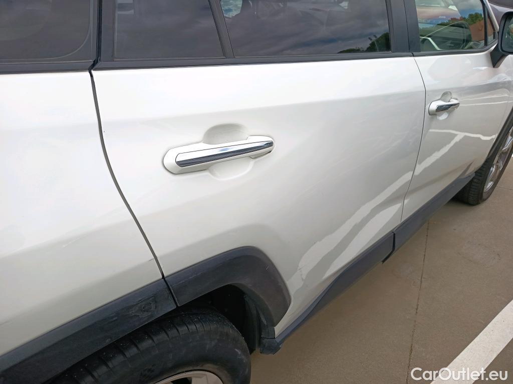  Toyota  RAV4 TOYOTA  / 2018 / 5P / todoterreno 2.5l 220H Luxury #14