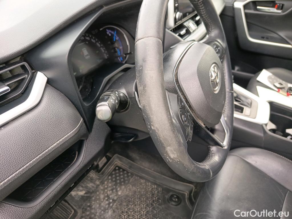  Toyota  RAV4 TOYOTA  / 2018 / 5P / todoterreno 2.5l 220H Luxury #24