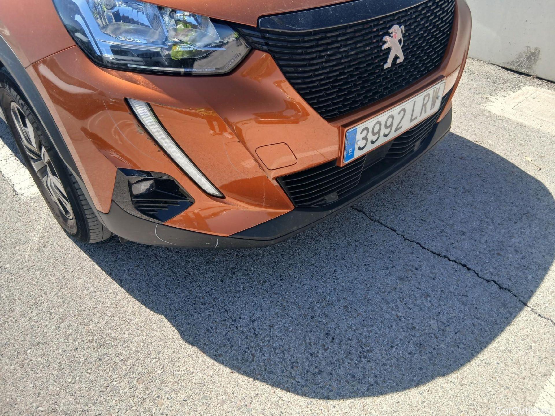  Peugeot  2008 PEUGEOT  / 2019 / 5P / todoterreno Active BlueHDI 81kW (110CV) #7