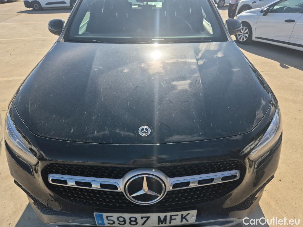  Mercedes  GLA MERCEDES-BENZ  250 e 220 CV #34