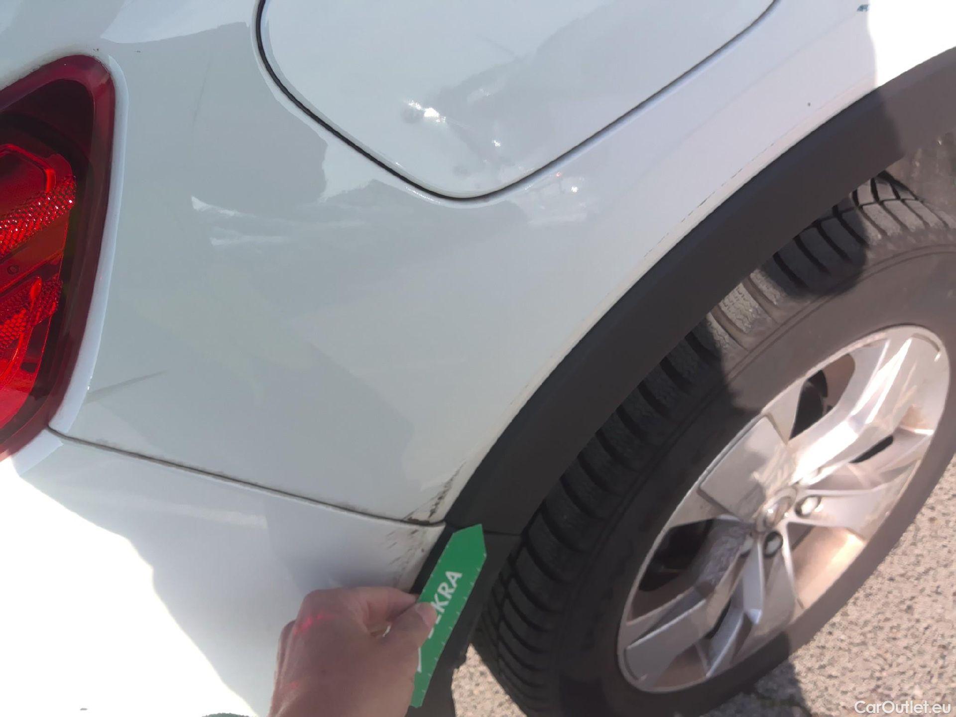  Volvo  XC 40 VOLVO XC40 / 2017 / 5P / todoterreno 1.5 T3 Momentum Pro Auto #35