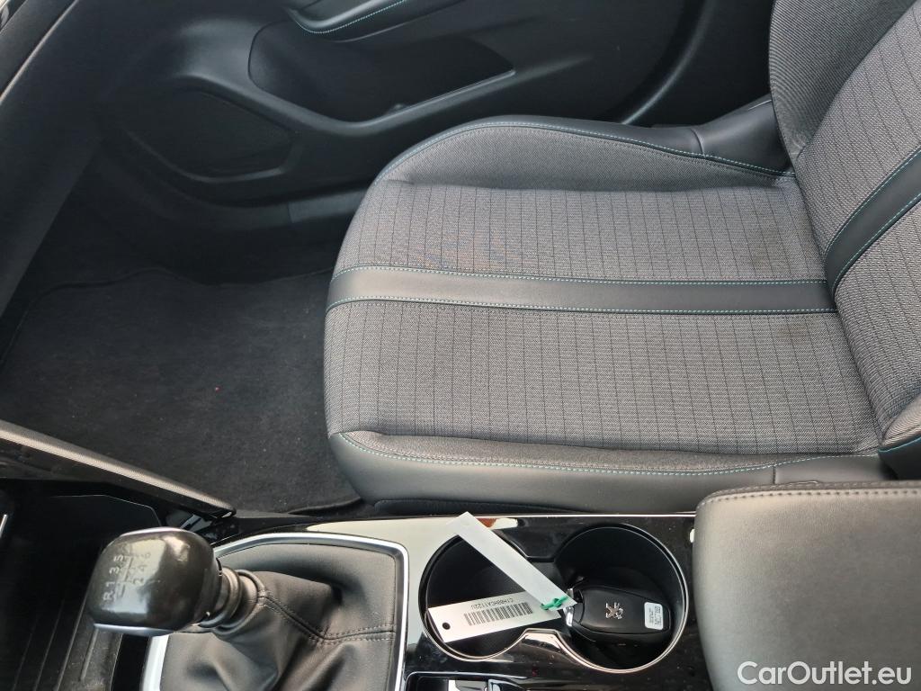  Peugeot  2008 PEUGEOT  Allure Pack BlueHDI 110 CV  #8