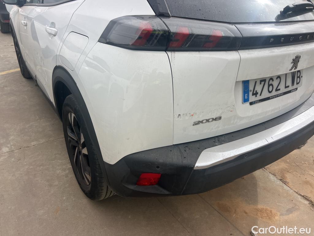  Peugeot  2008 PEUGEOT  / 2019 / 5P / todoterreno Allure BlueHDI 81kW (110CV) #32