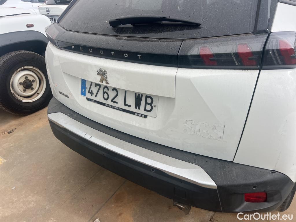  Peugeot  2008 PEUGEOT  / 2019 / 5P / todoterreno Allure BlueHDI 81kW (110CV) #6
