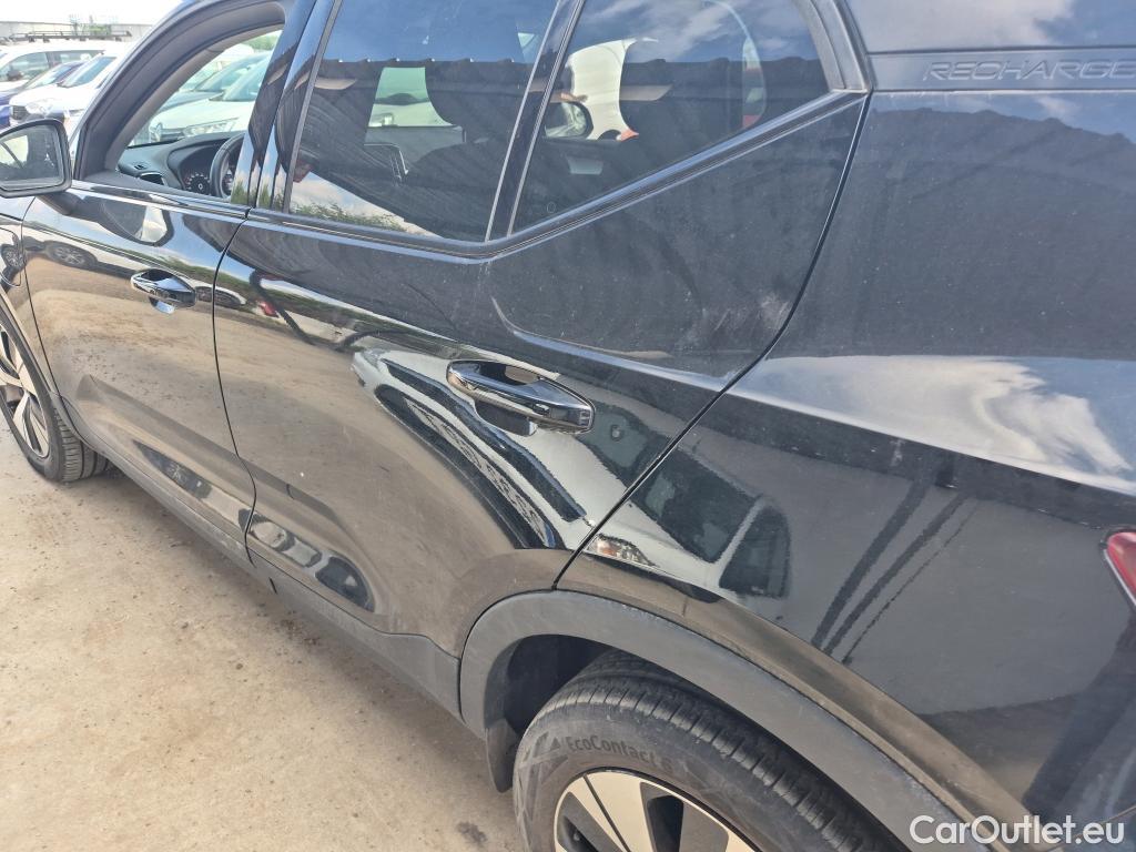  Volvo  XC 40 VOLVO XC40 / 2017 / 5P / todoterreno 1.5 T4 Twin Recharge R-Design Exp Auto #32