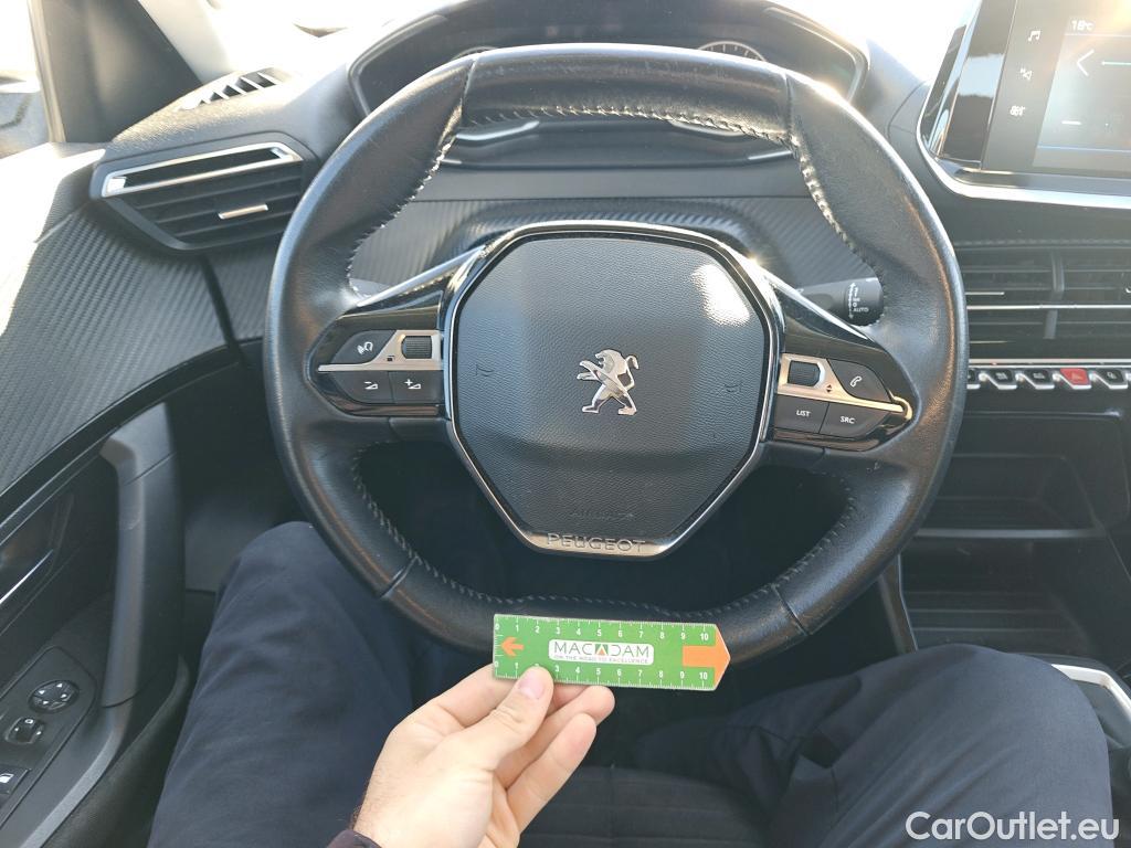  Peugeot  2008 PEUGEOT  / 2019 / 5P / todoterreno Active BlueHDI 81kW (110CV) #13